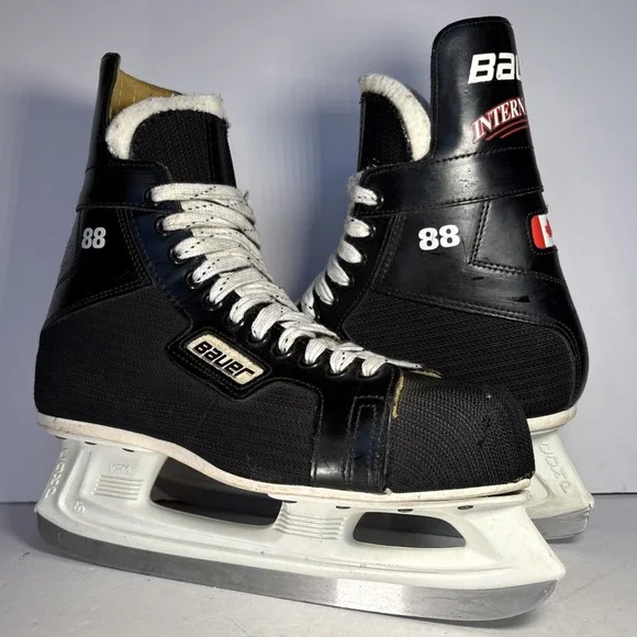 Size 11 D Bauer International 88 Canstar Ice Hockey Skates - Picture 1 of 9